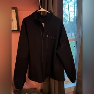 Men’s Columbia zip up rain jacket